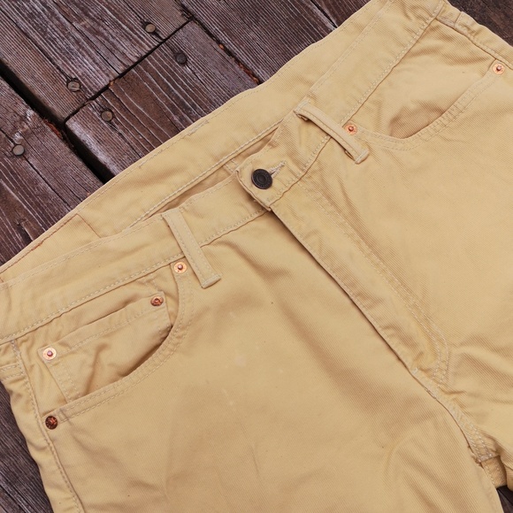 Levi's yellow cords - Picture 2 of 13